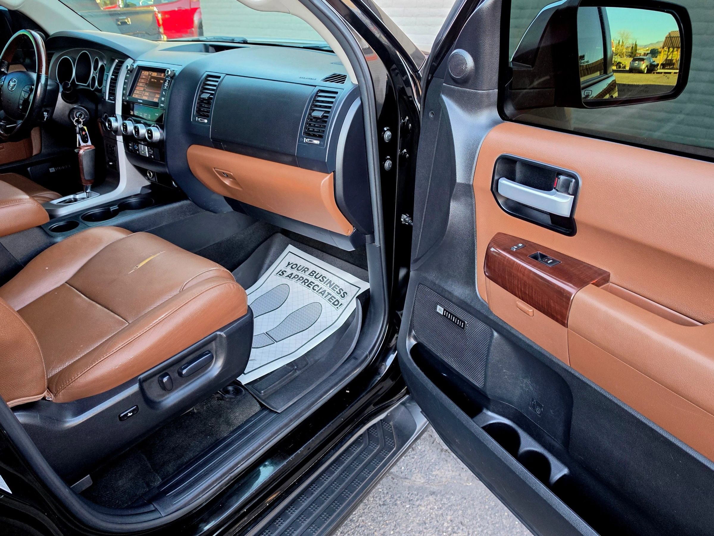 Used 2013 Toyota Sequoia Platinum image 15