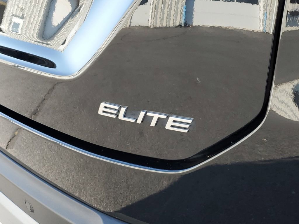 Used 2023 Honda Pilot Elite image 10