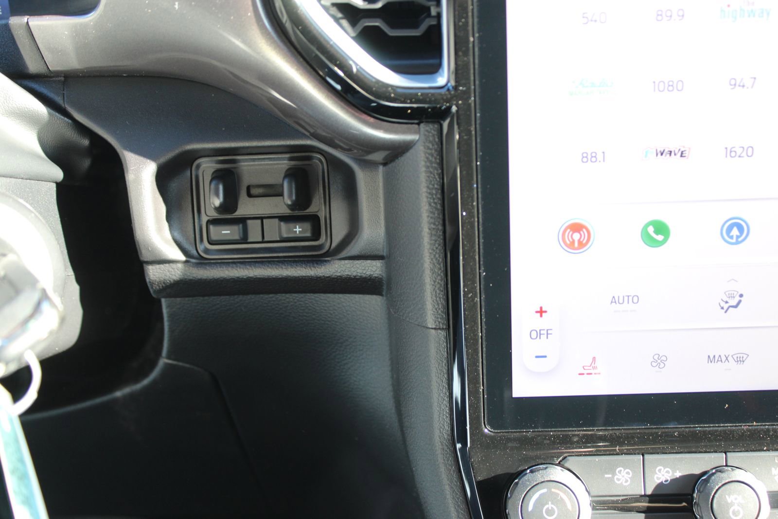 New 2025 Ford Ranger XLT AWD/4WD image 29