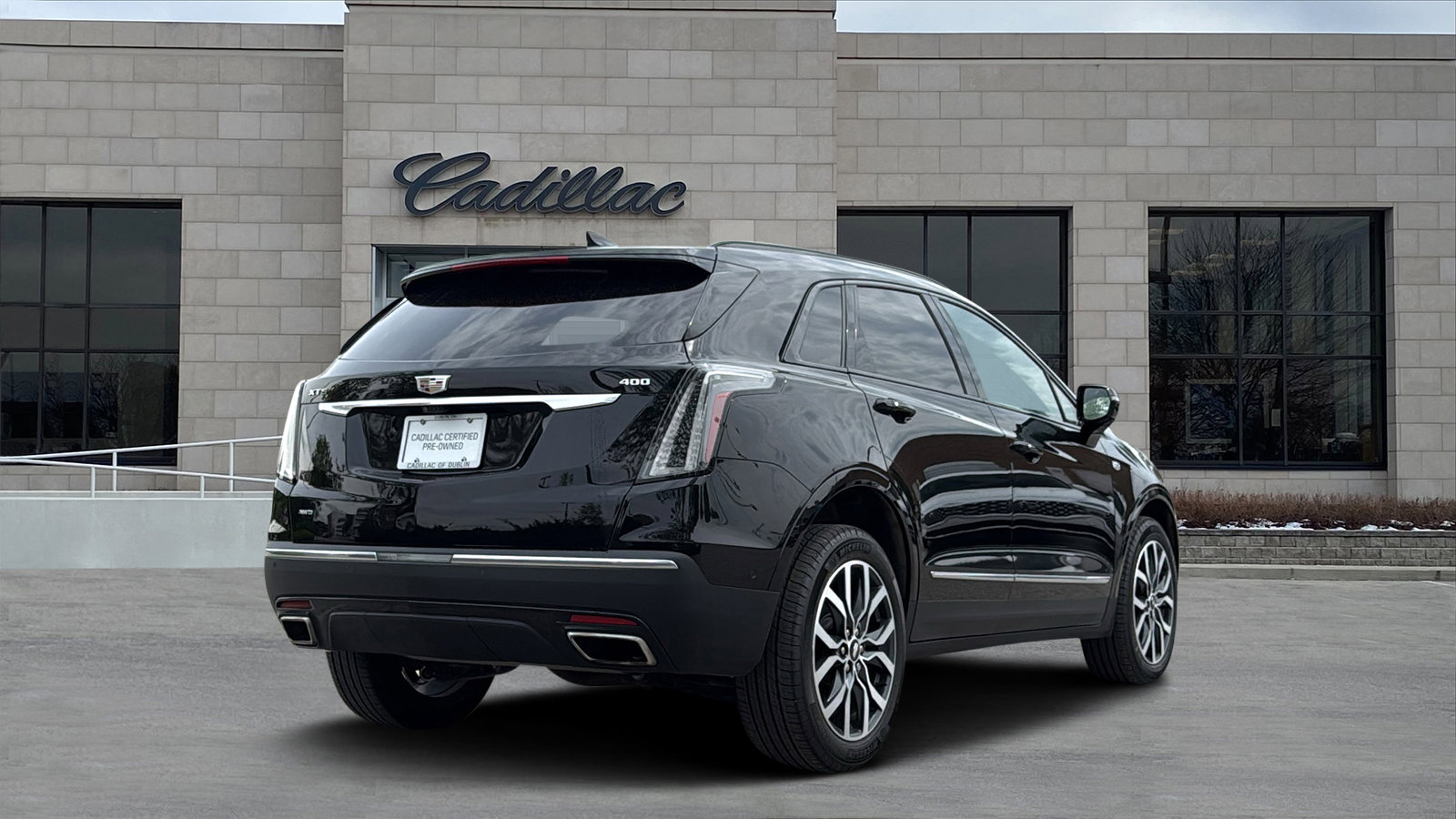 Certified 2022 Cadillac XT5 Sportv w/ Technology Package AWD/4WD image 3