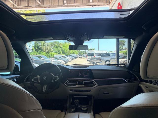 Used 2021 BMW X5 sDrive40i w/ M Sport Package RWD image 17