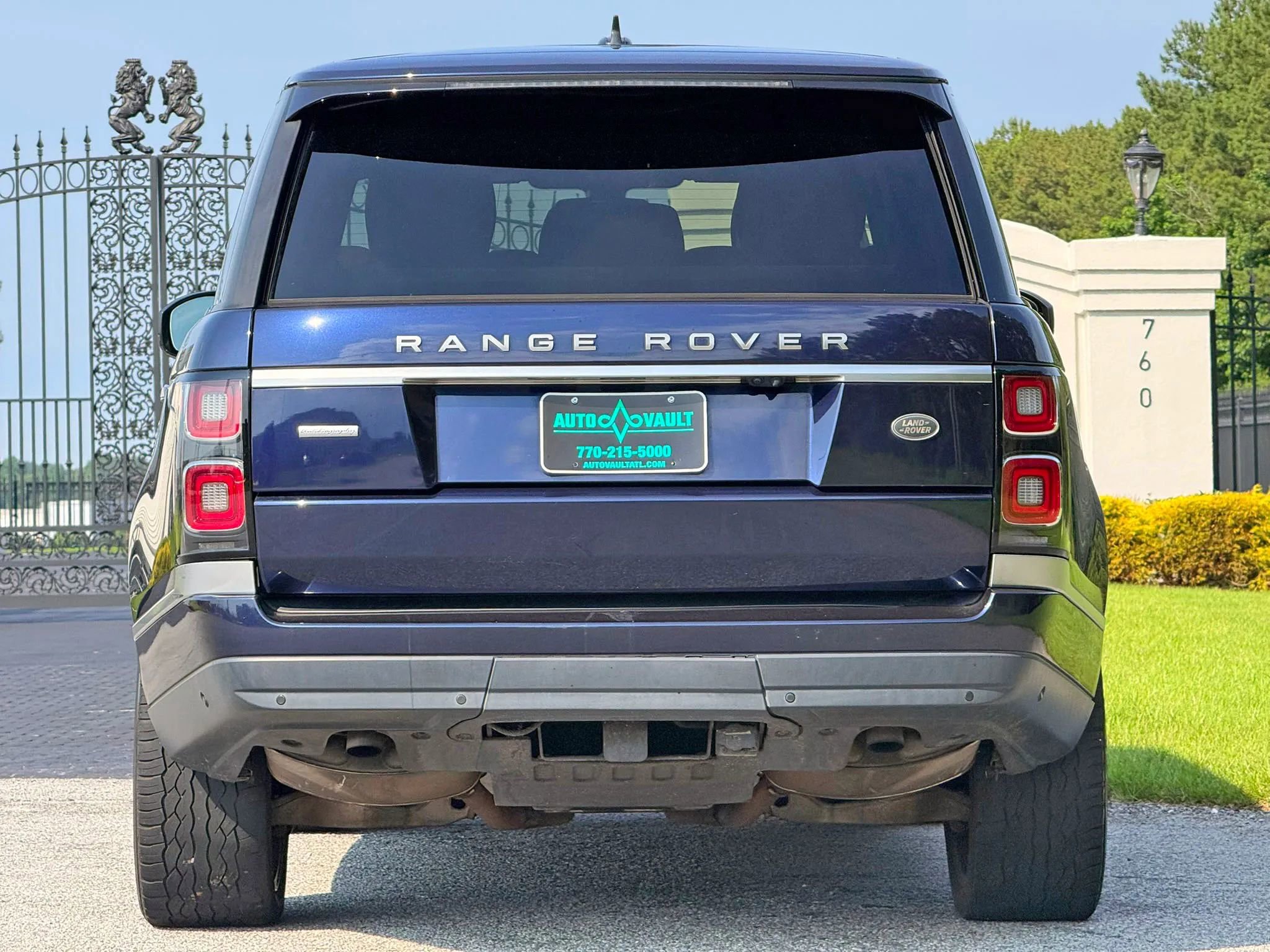 Used 2016 Land Rover Range Rover Autobiography AWD/4WD image 10