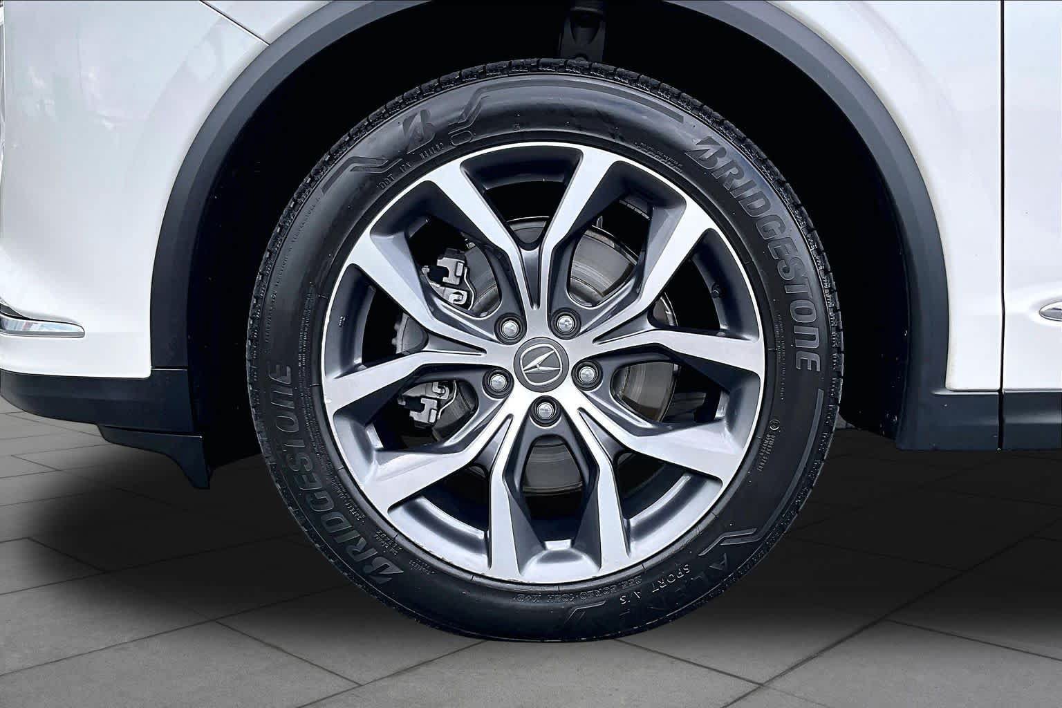 Used 2024 Acura MDX w/ Technology Package AWD/4WD image 11