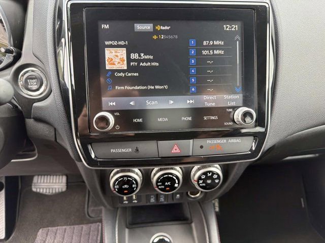 Used 2025 Mitsubishi Outlander Sport AWD image 26