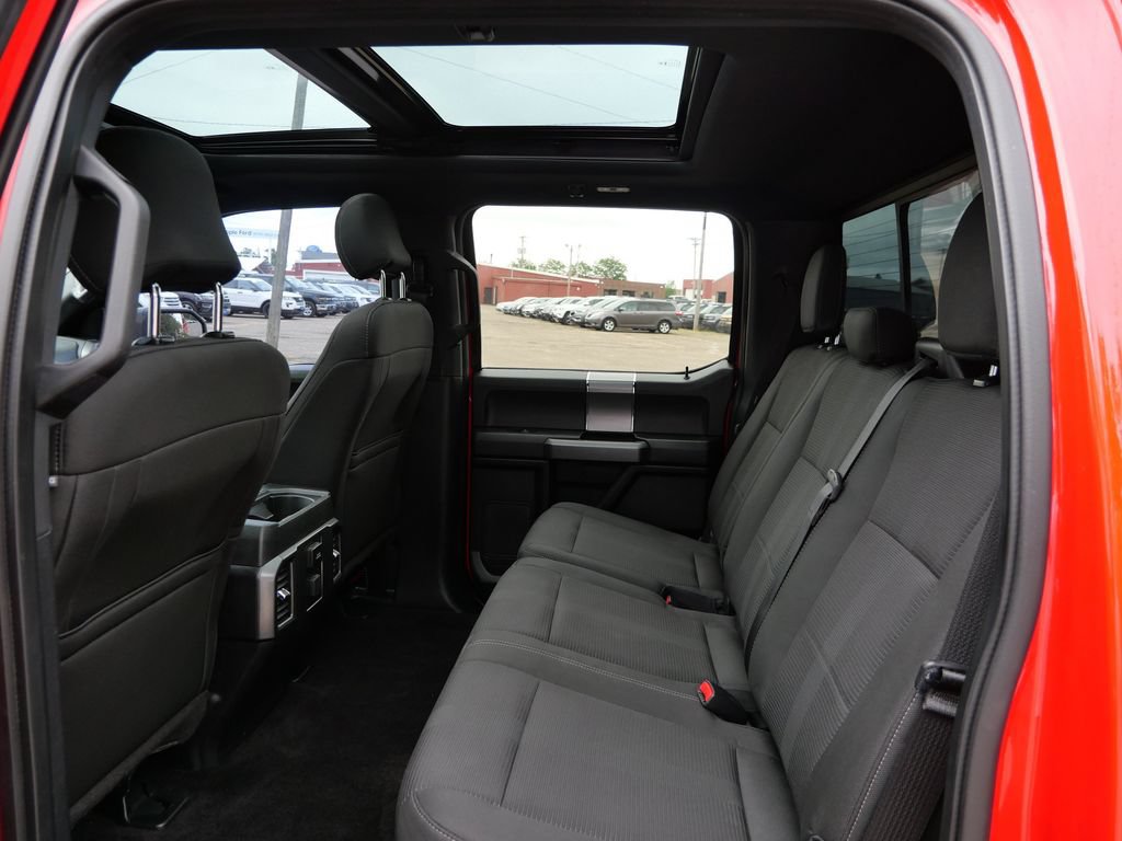 Used 2016 Ford F150 XLT w/ Equipment Group 302A Luxury AWD/4WD image 13