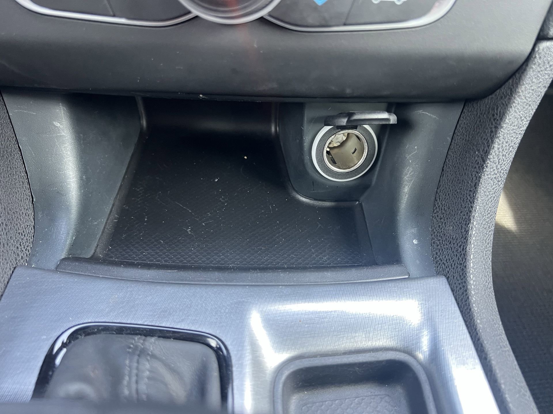 Used 2018 Dodge Charger R/T RWD image 7