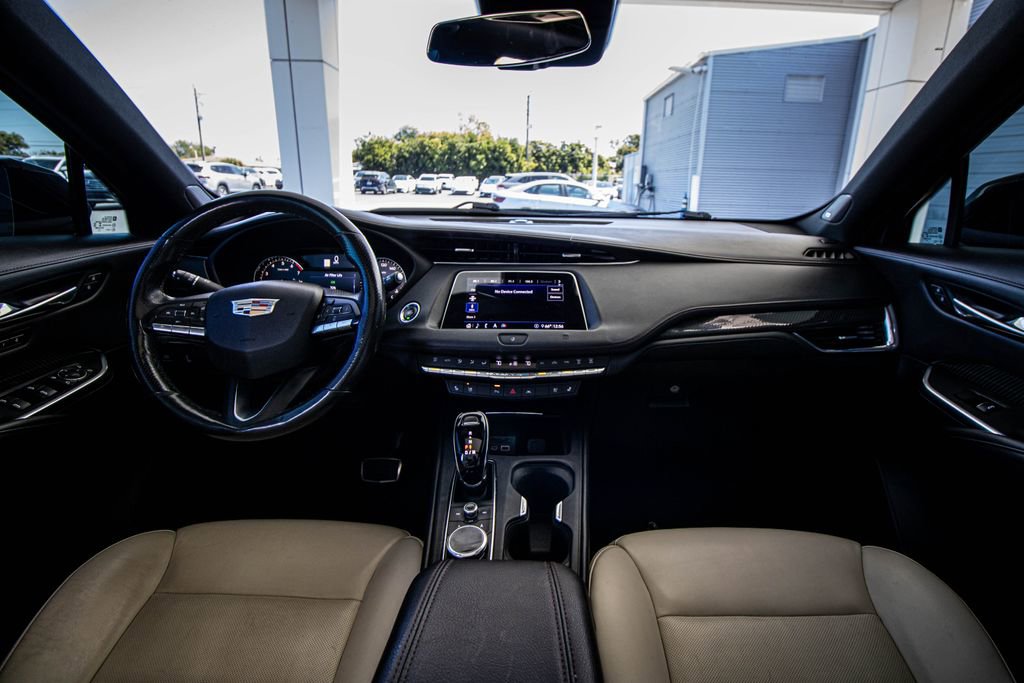 Used 2020 Cadillac XT4 Sport image 30