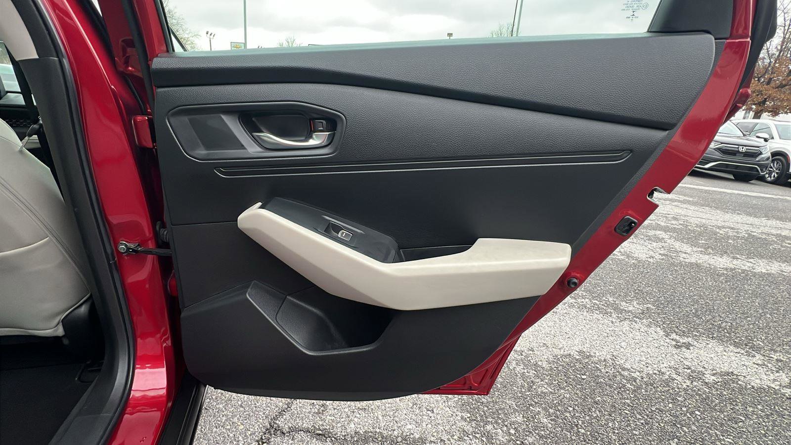 Used 2023 Honda Accord LX image 14
