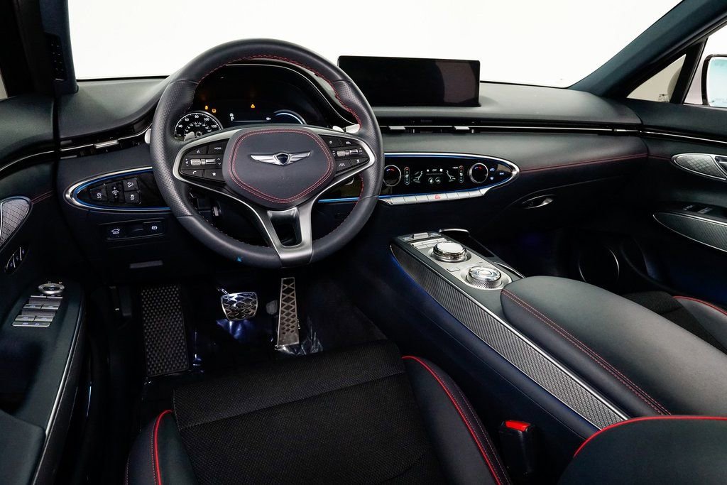 Used 2024 Genesis GV70 3.5T Sport image 6