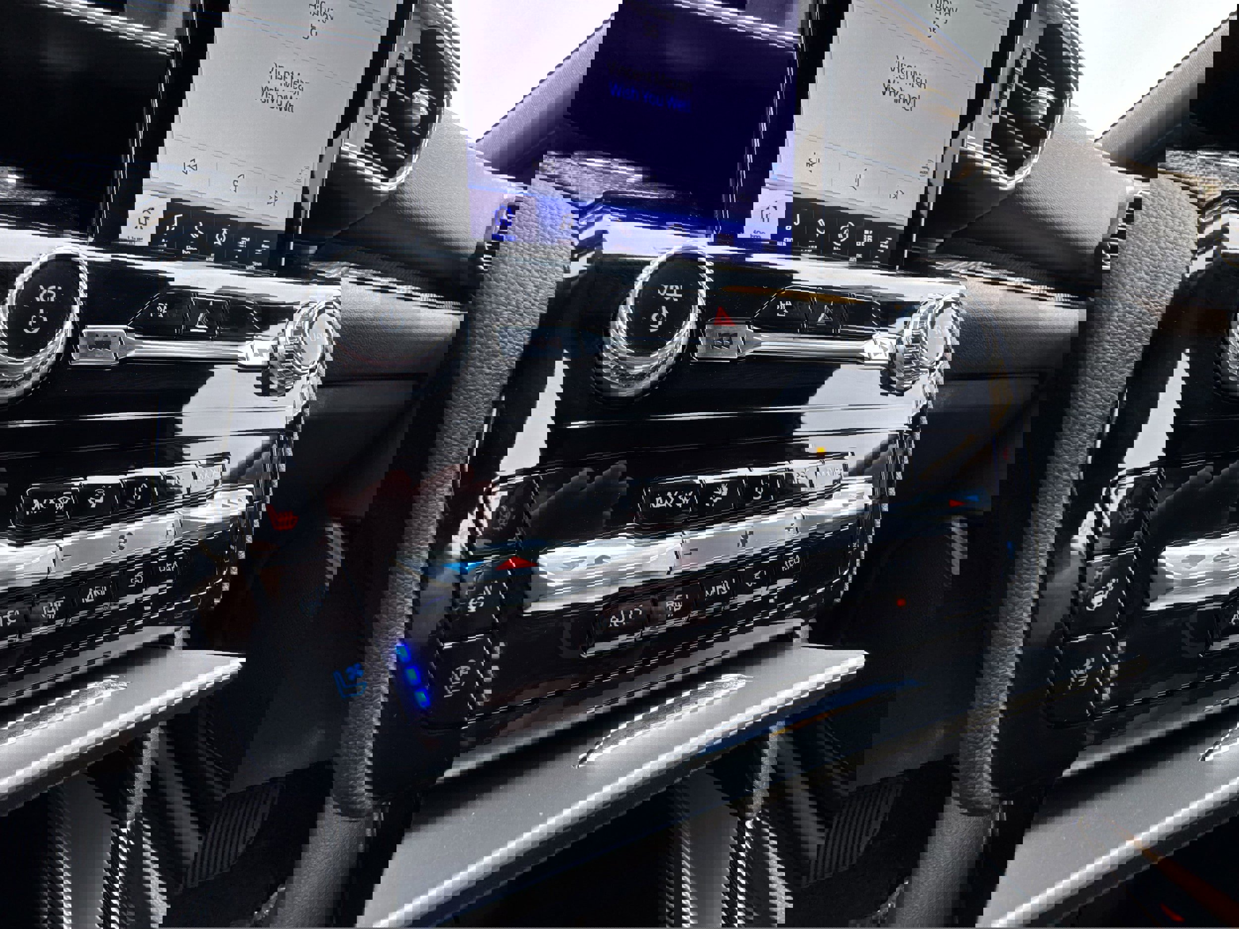 Used 2024 Ford Explorer ST w/ Equipment Group 401A image 18