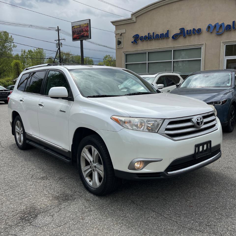 Used 2013 Toyota Highlander Limited AWD/4WD image 5