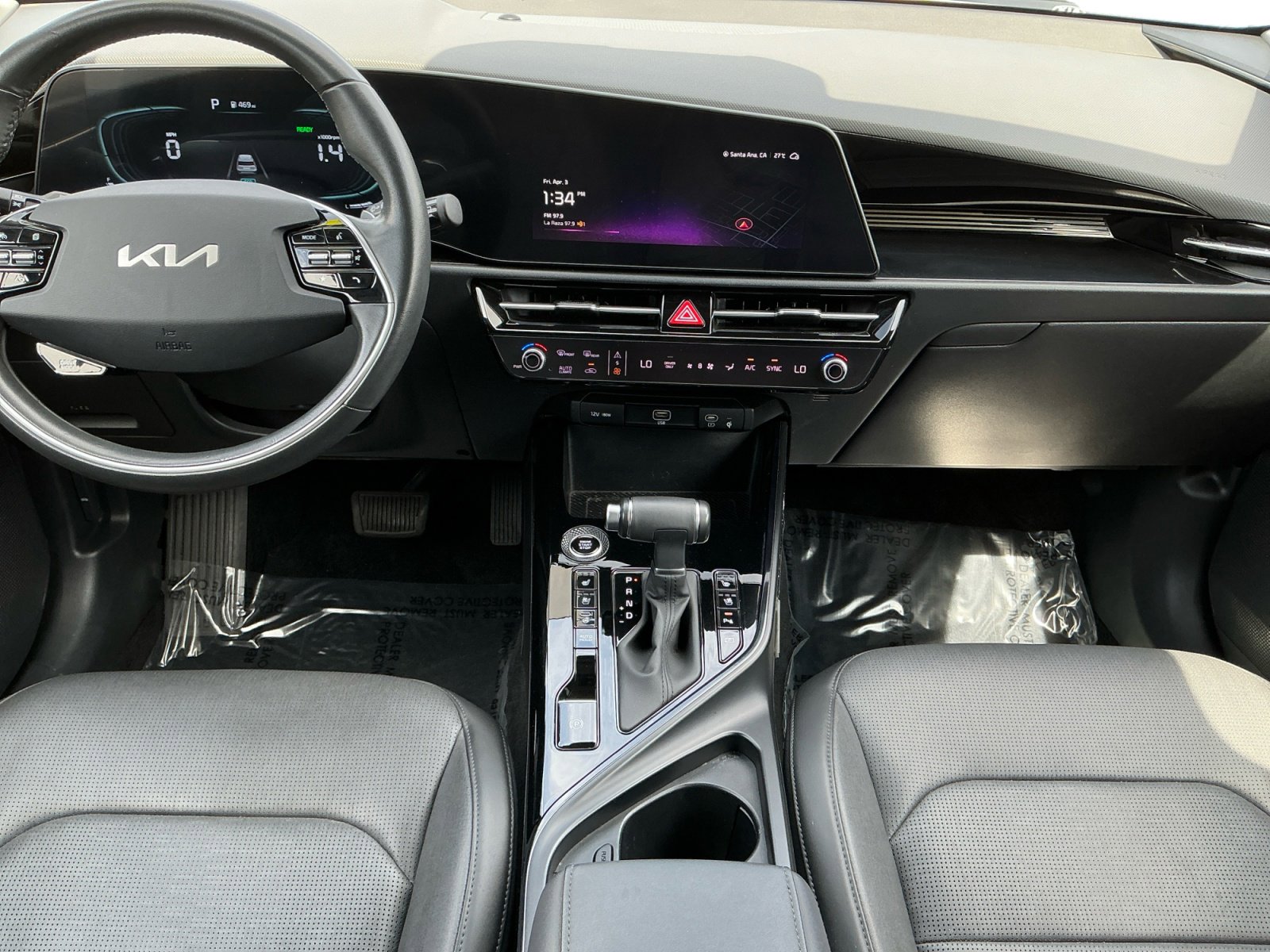 Used 2024 Kia Niro SX image 10