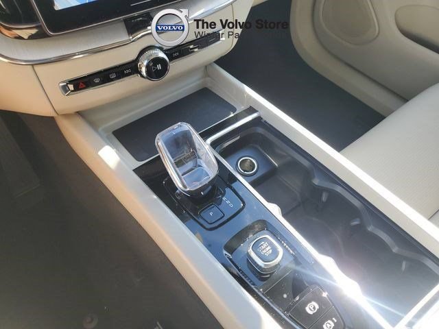 New 2026 Volvo XC60 B5 Ultra w/ Protection Package Premier AWD/4WD image 22
