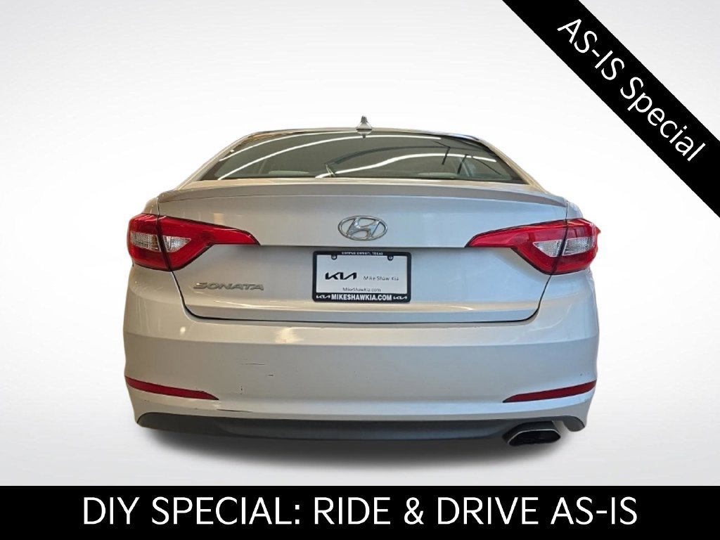 Used 2017 Hyundai Sonata SE FWD image 11