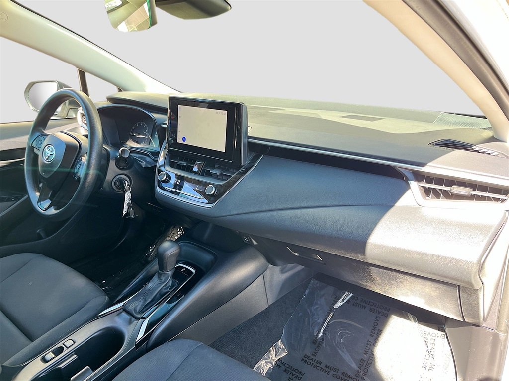 Used 2023 Toyota Corolla LE image 27