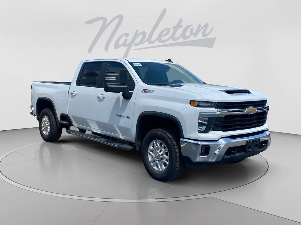 Used 2026 Chevrolet Silverado 2500 LT AWD/4WD image 8