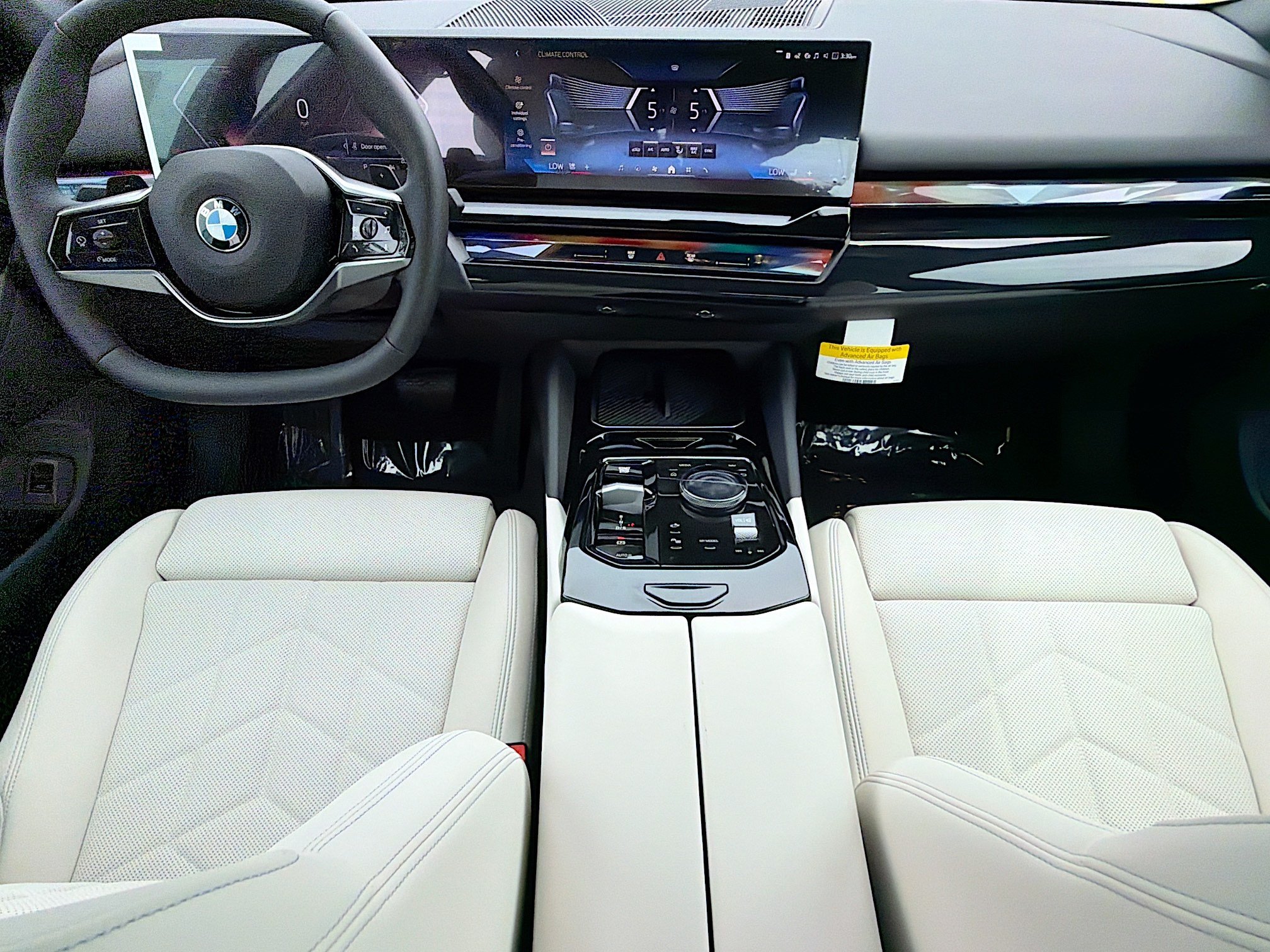 New 2027 BMW 530i RWD image 16