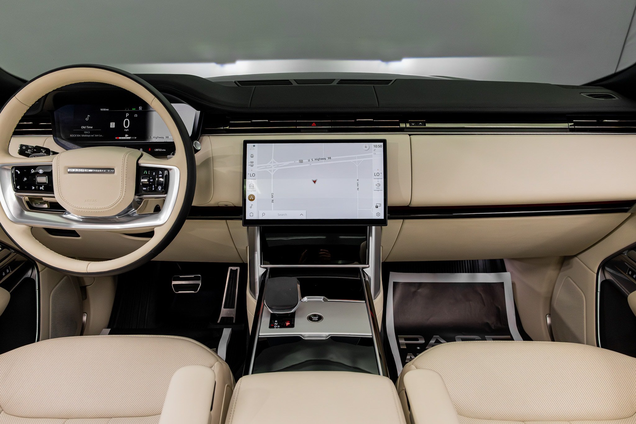 Used 2024 Land Rover Range Rover SE AWD/4WD image 33