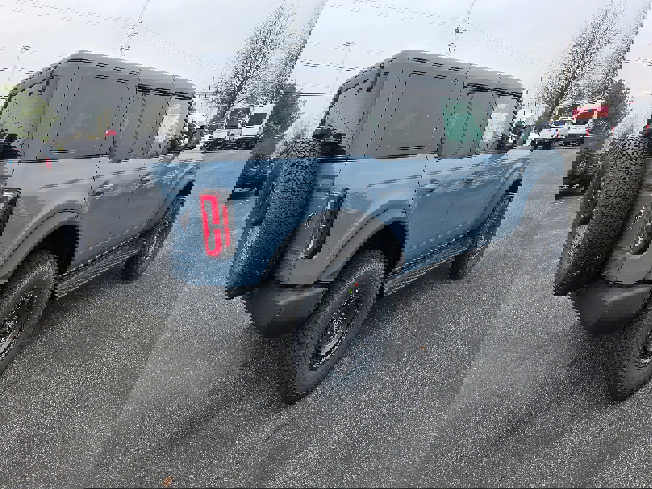 New 2025 Ford Bronco Outer Banks w/ Sasquatch Package image 12