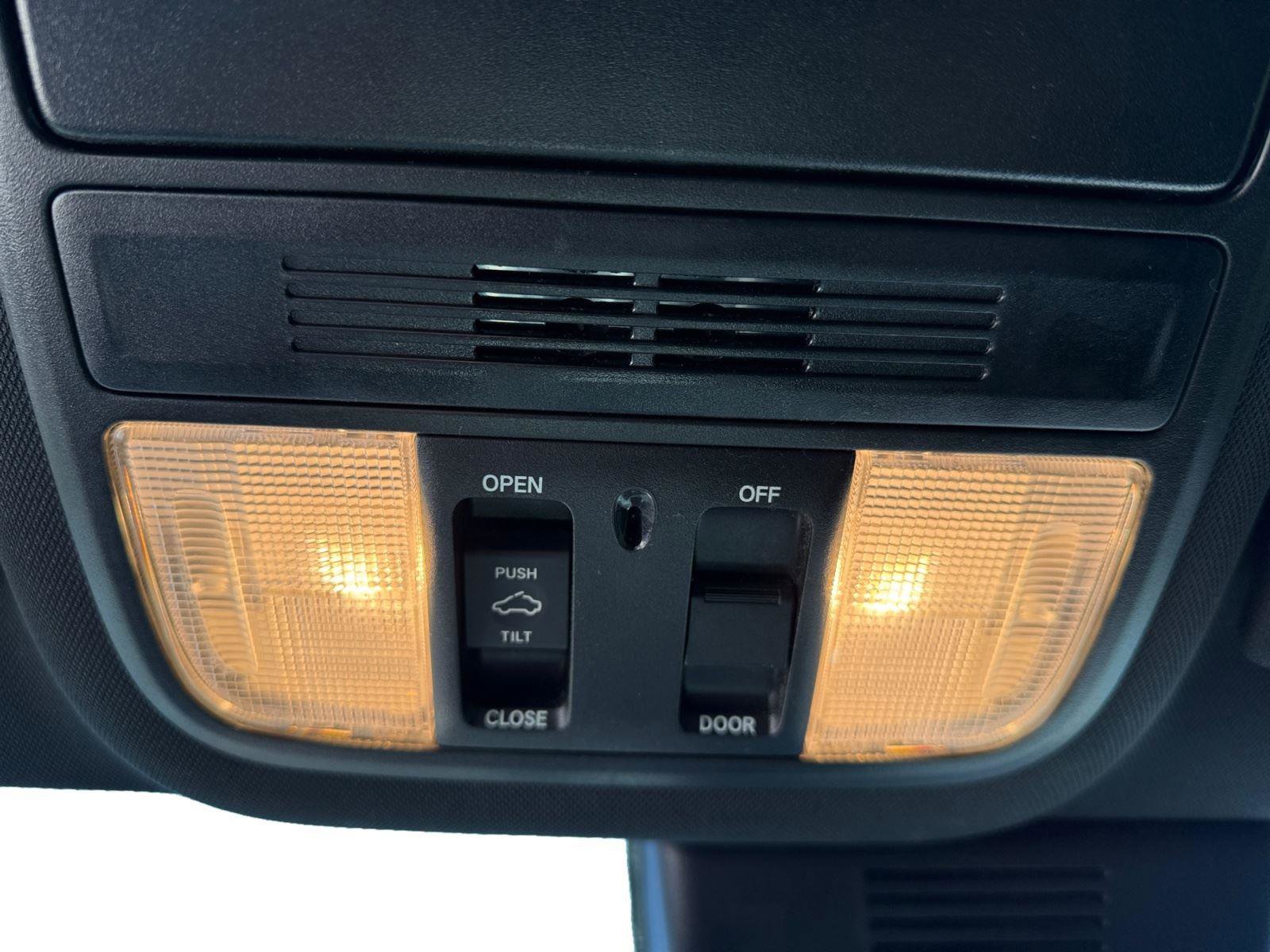 Used 2021 Honda Accord Sport image 17