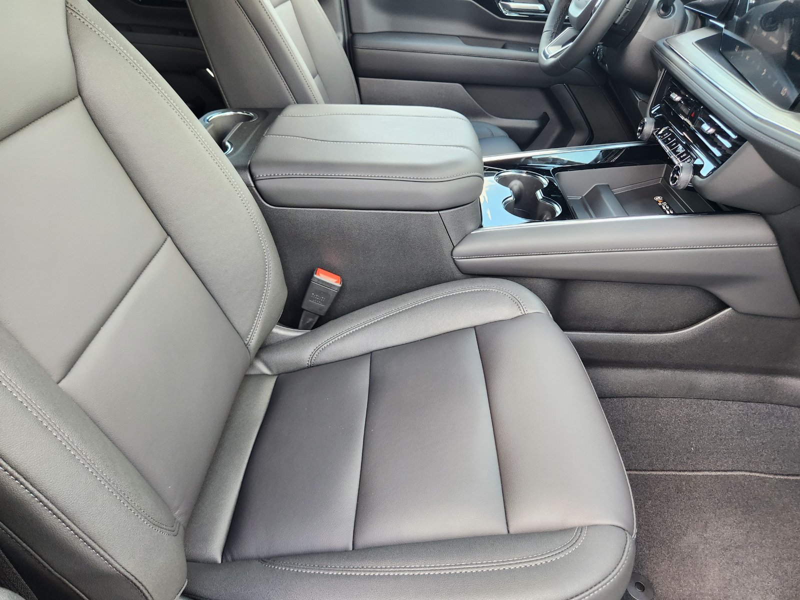 New 2027 Chevrolet Tahoe LT w/ Comfort Package RWD image 14