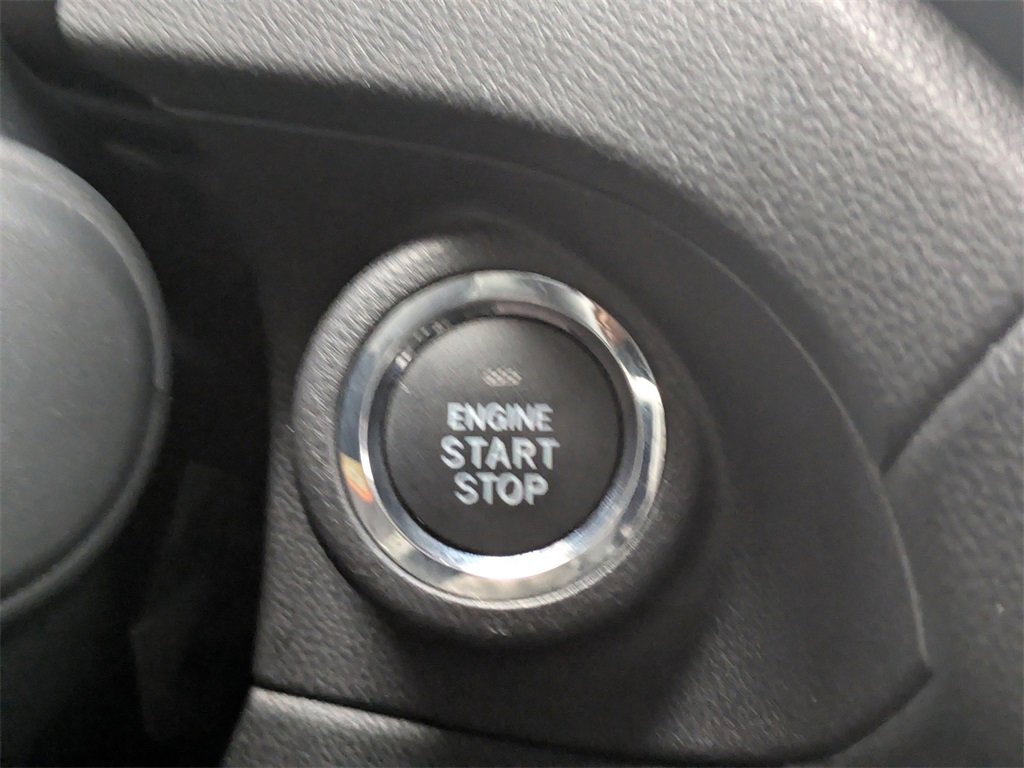 Certified 2025 Subaru Ascent Bronze Edition w/ Onyx Package image 37