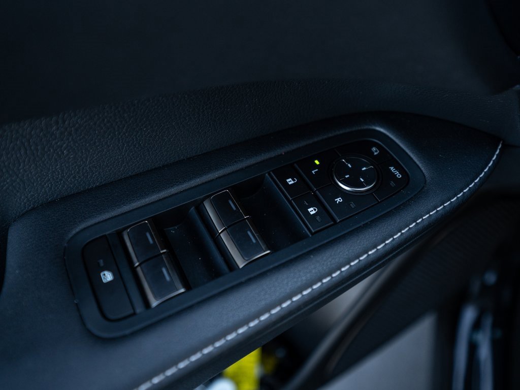 Used 2024 Lexus RX 500h F Sport image 18