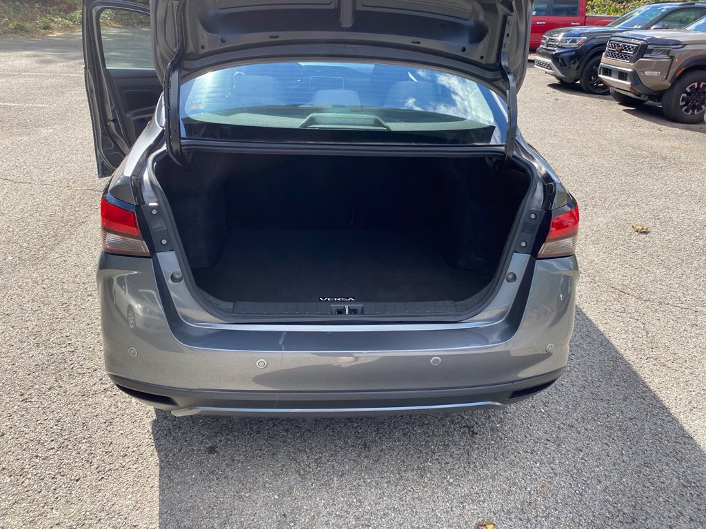 Used 2020 Nissan Versa SR w/ Convenience Package FWD image 23
