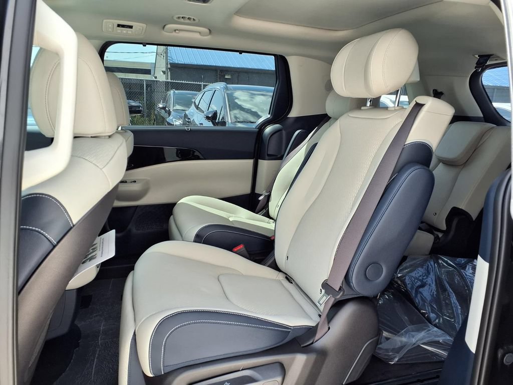 New 2026 Kia Carnival SX Prestige FWD image 13