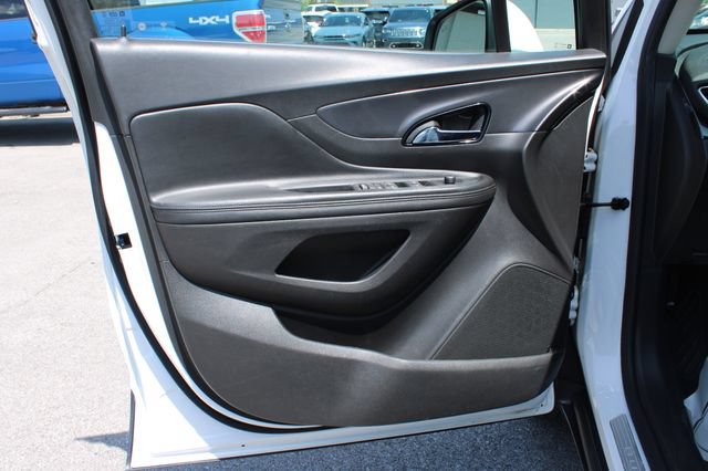 Used 2019 Buick Encore Sport Touring w/ Safety Package FWD image 10
