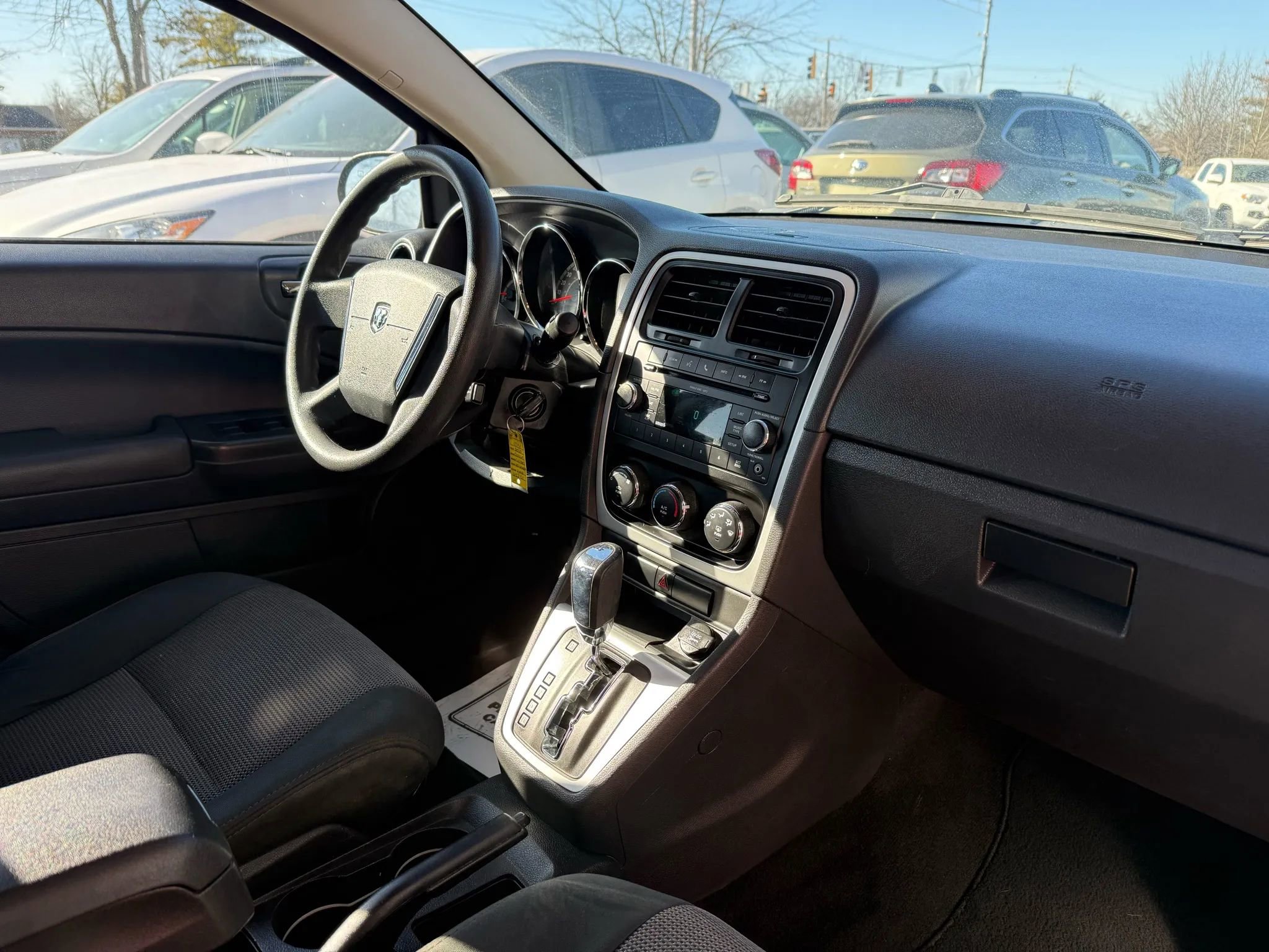 Used 2010 Dodge Caliber SXT image 13