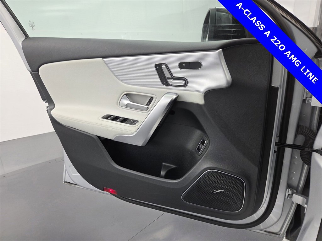 Used 2021 Mercedes-Benz A 220 A 220 image 29