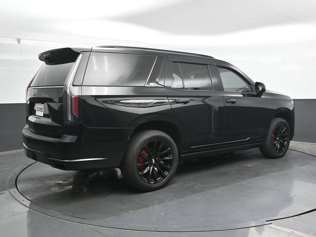 Used 2022 Cadillac Escalade Sport w/ Touring Package AWD/4WD image 2