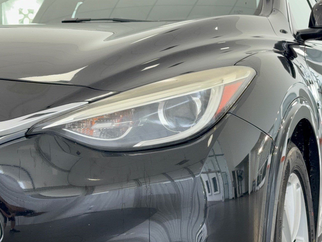 Used 2018 INFINITI QX30 FWD image 12