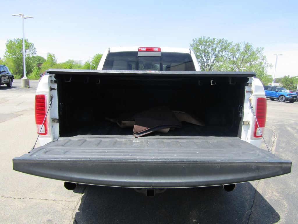 Used 2017 RAM 1500 Laramie w/ Convenience Group AWD/4WD image 6