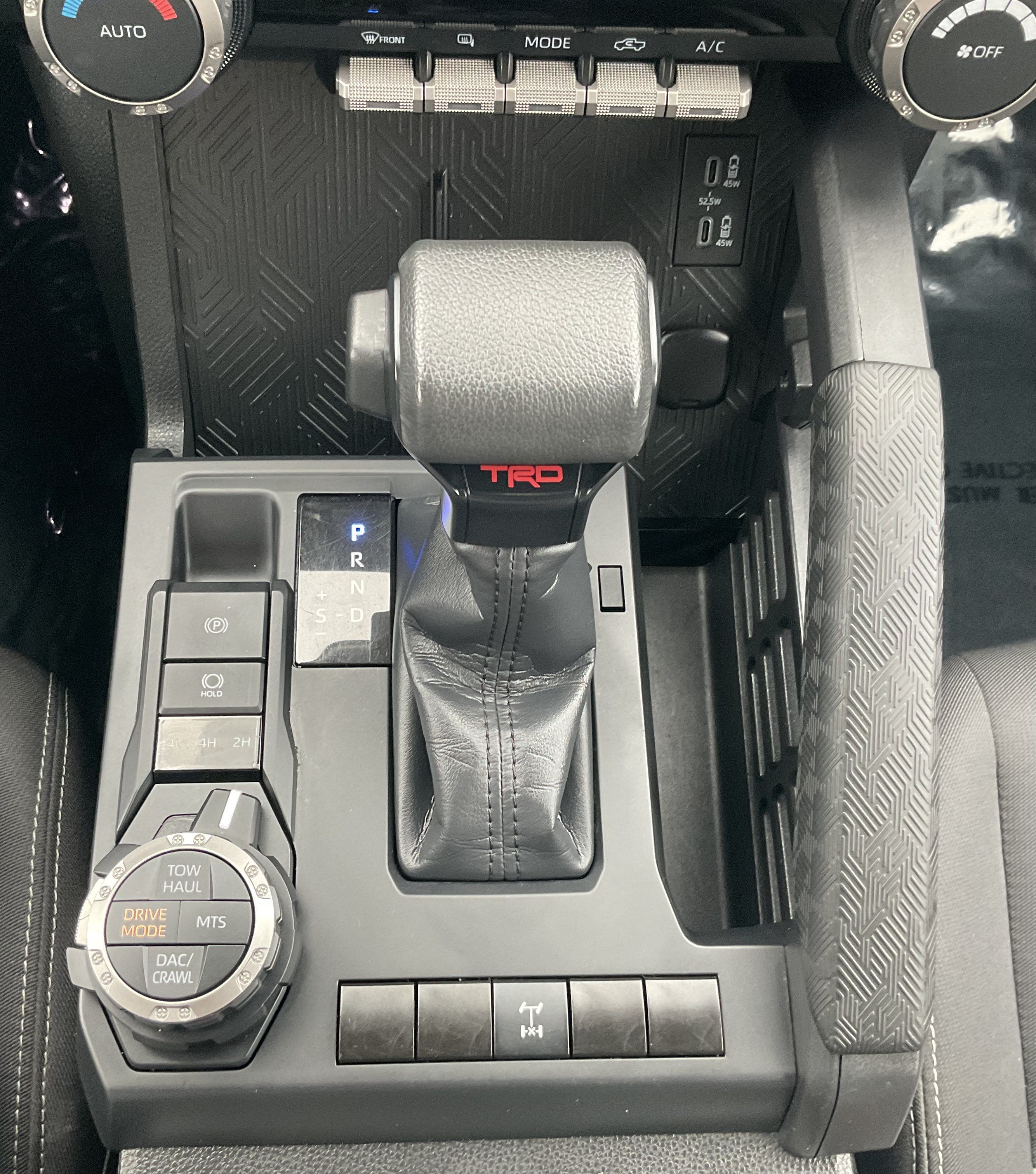 Used 2024 Toyota Tacoma TRD Off-Road AWD/4WD image 19