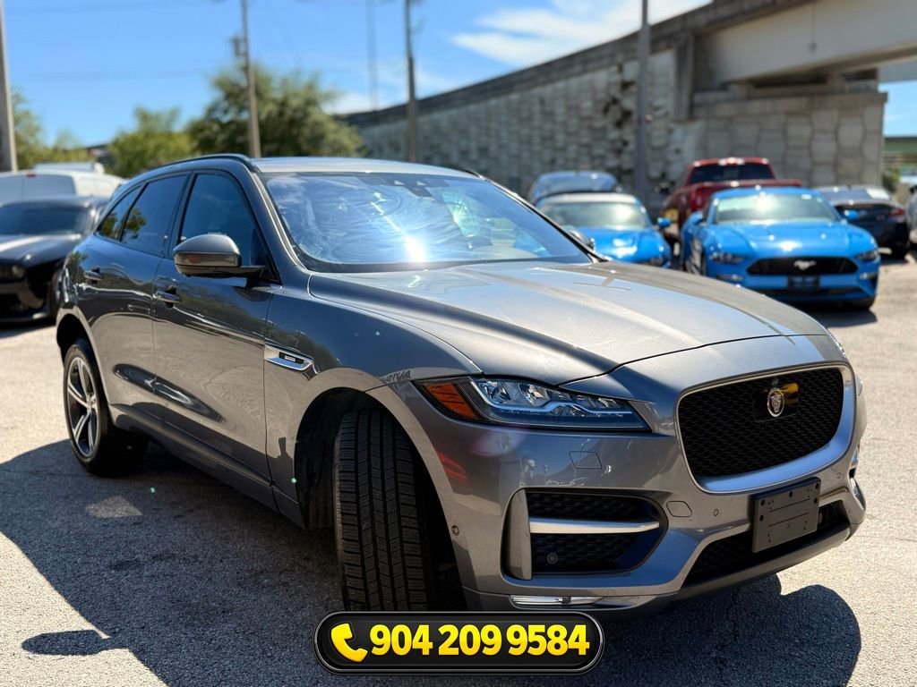 Used 2017 Jaguar F-PACE R-Sport image 10