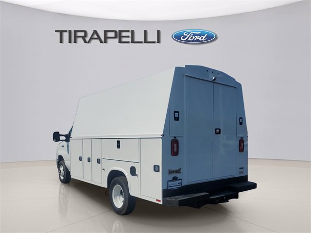 New 2026 Ford E-450 and Econoline 450 Super Duty w/ Power Equipment Group image 8