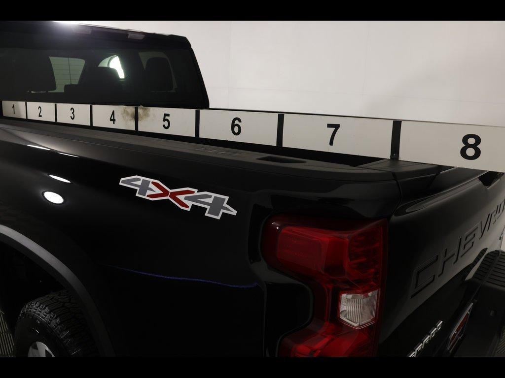 Used 2025 Chevrolet Silverado 2500 Custom w/ Custom Value Package image 15