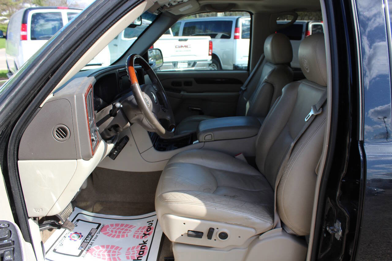 Used 2006 Cadillac Escalade ESV AWD image 9