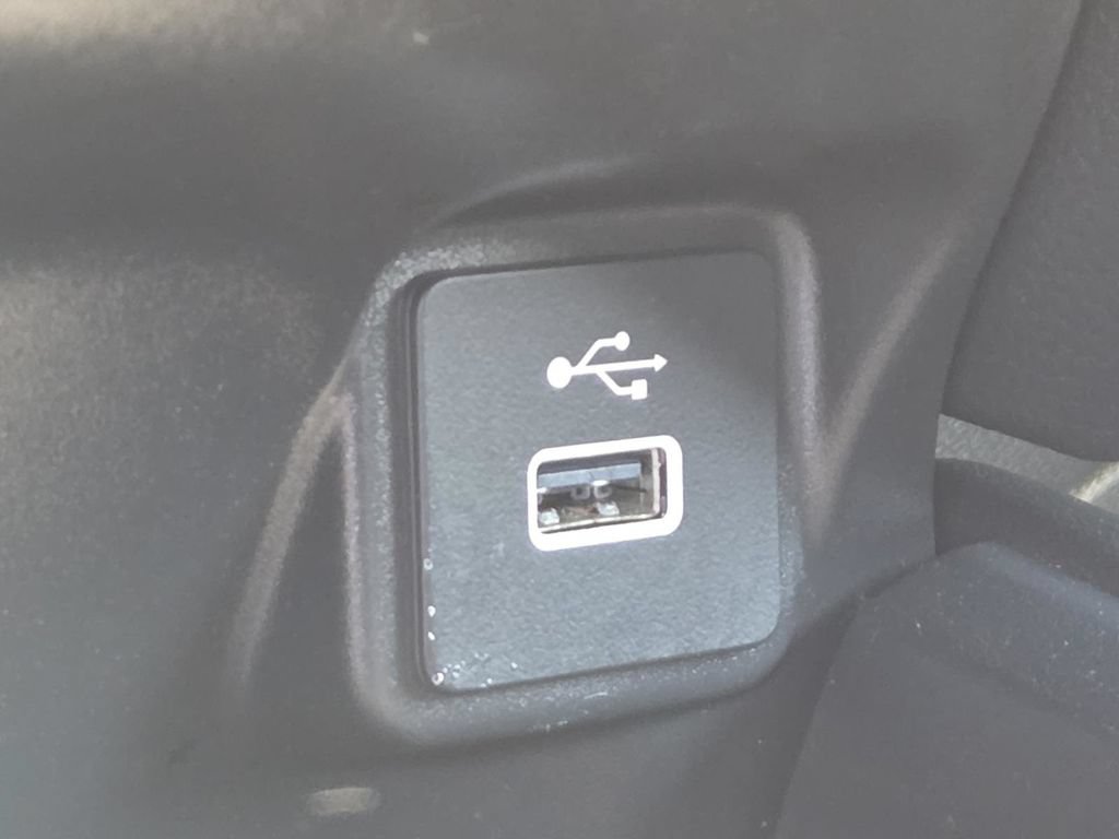 Used 2023 Honda HR-V Sport image 4