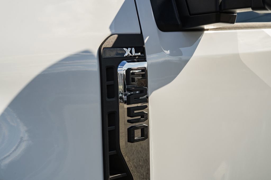 Used 2024 Ford F250 XL w/ Snow Plow Prep Package image 15