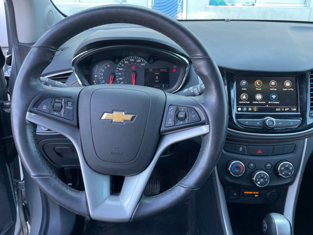 Used 2018 Chevrolet Trax LT w/ LT Convenience Package AWD/4WD image 14