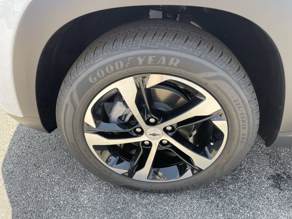 New 2026 Chevrolet Trax RS w/ Driver Confidence Package FWD image 10