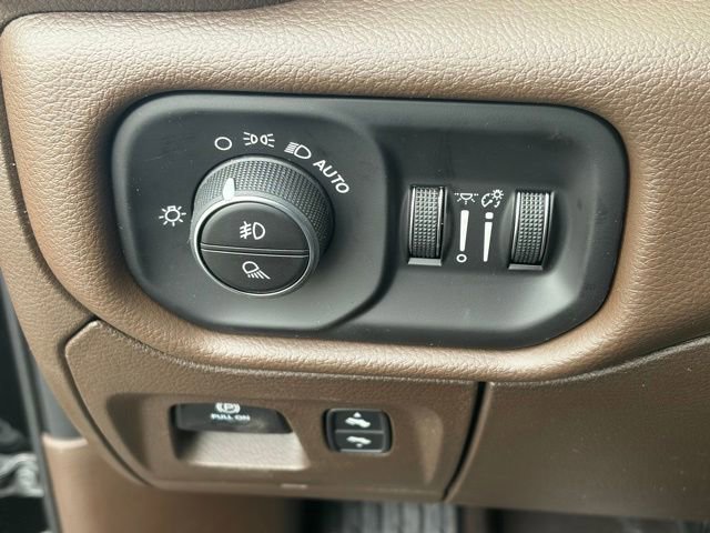 New 2026 RAM 1500 Laramie w/ Laramie Preferred Package image 27