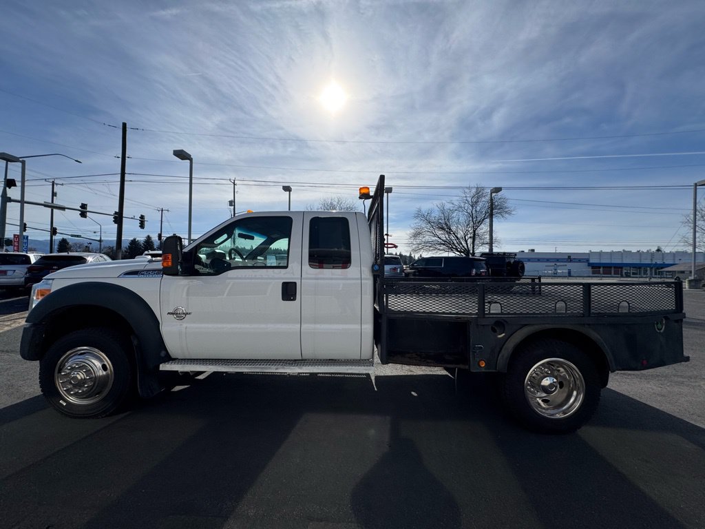 Used 2015 Ford F550 4x4 SuperCab Super Duty image 6