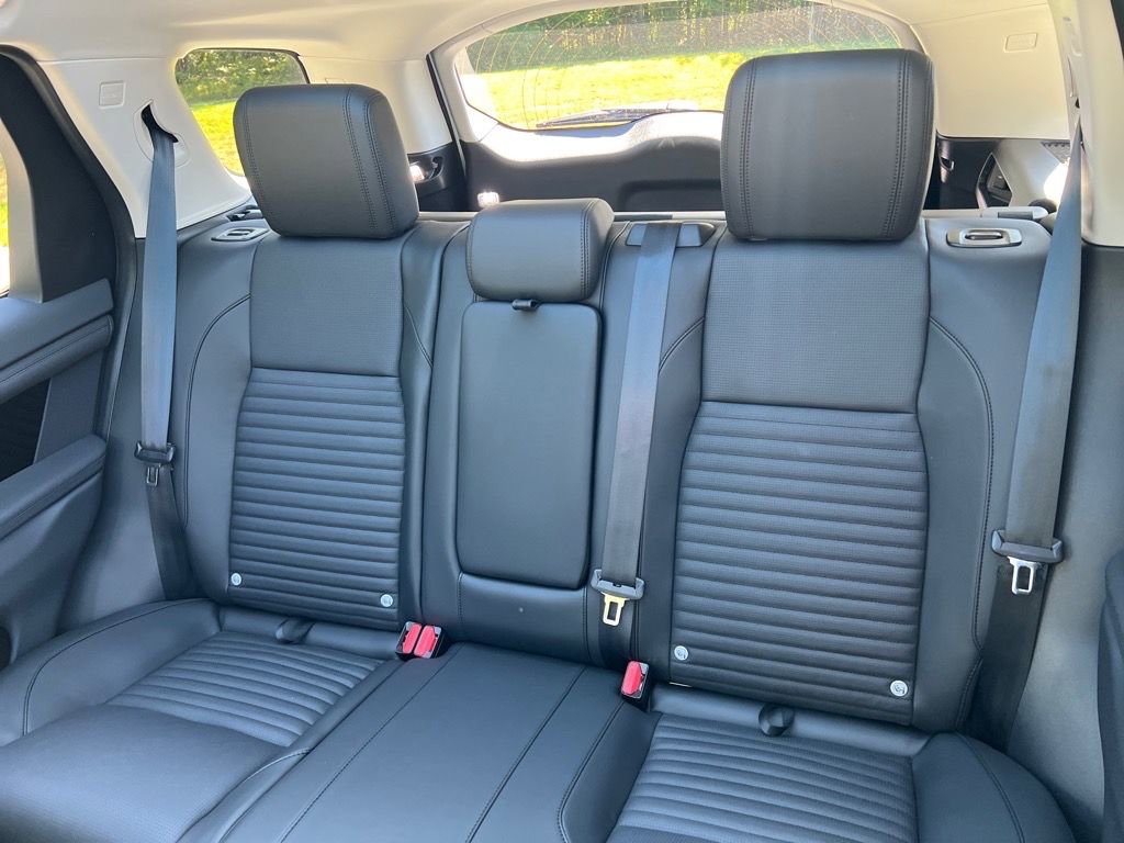 New 2025 Land Rover Discovery Sport S image 26