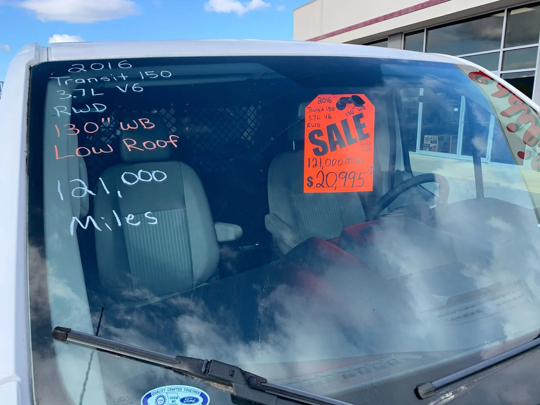 Used 2016 Ford Transit 150 Low Roof RWD image 3