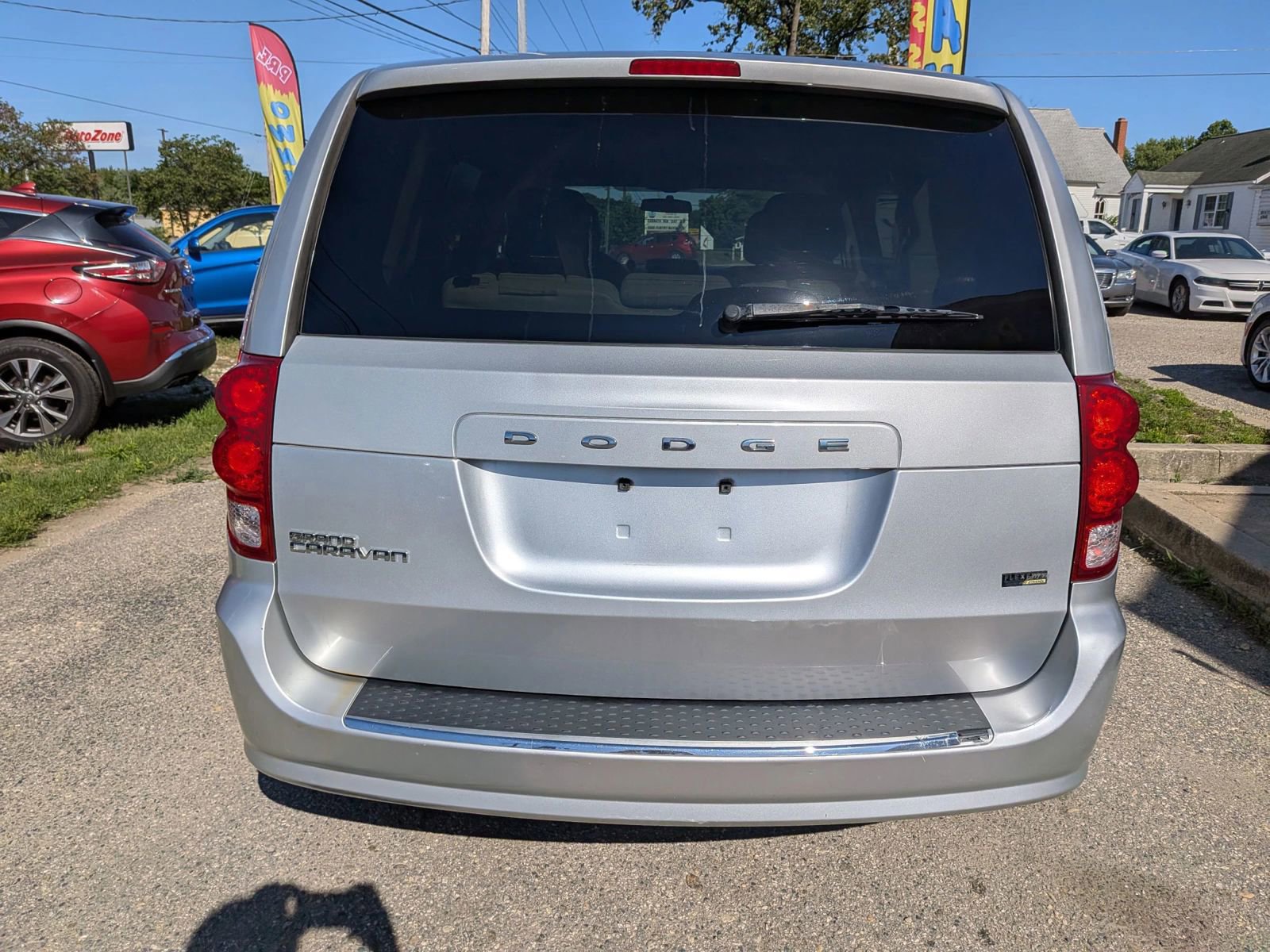 Used 2012 Dodge Grand Caravan SE FWD image 5