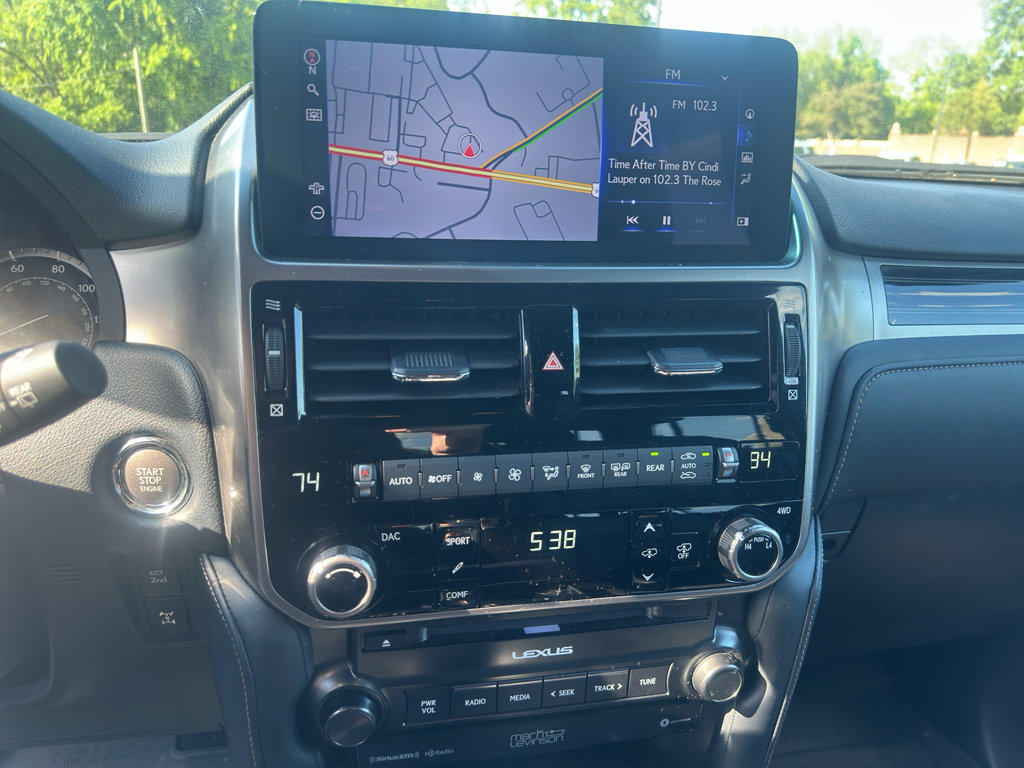 Used 2023 Lexus GX 460 Luxury w/ Sport Design Package AWD/4WD image 13